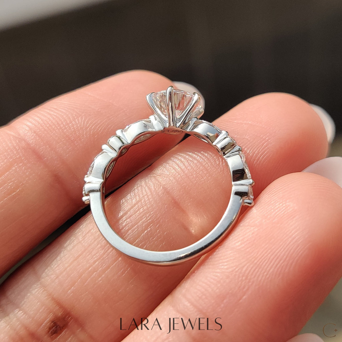 Lab grown round engagement ring in Share Prong Band, available in Silver. IGI certified, ethically sourced, handcrafted at Lara Jewels.