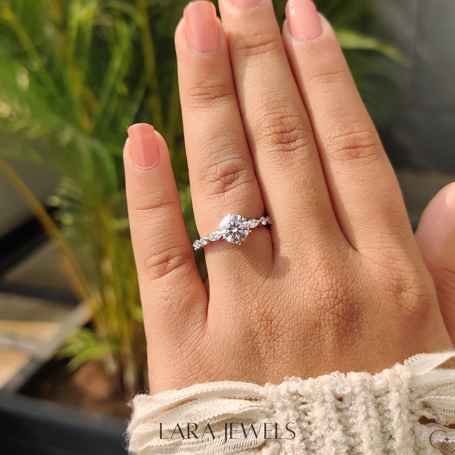 Lab grown round engagement ring in Share Prong Band, available in Silver. IGI certified, ethically sourced, handcrafted at Lara Jewels.