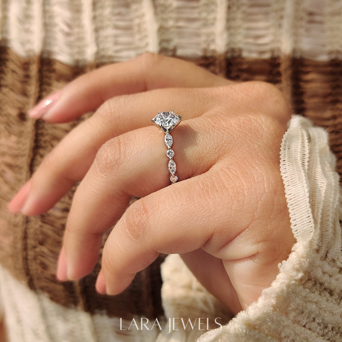 Lab grown round engagement ring in Share Prong Band, available in Silver. IGI certified, ethically sourced, handcrafted at Lara Jewels.