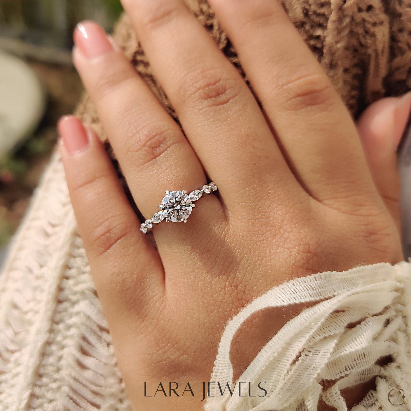 Lab grown round engagement ring in Share Prong Band, available in Silver. IGI certified, ethically sourced, handcrafted at Lara Jewels.