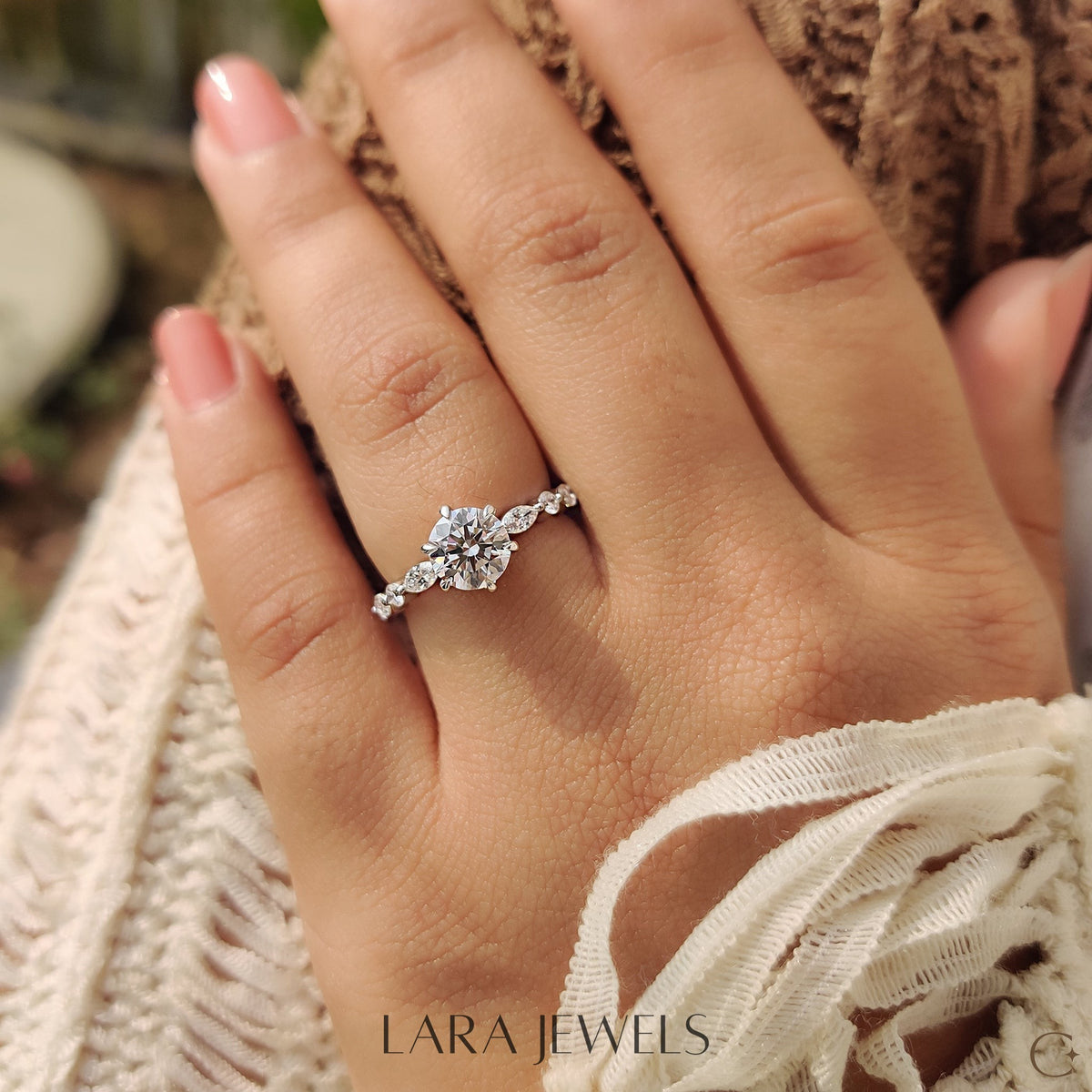 Lab grown round engagement ring in Share Prong Band, available in Silver. IGI certified, ethically sourced, handcrafted at Lara Jewels.