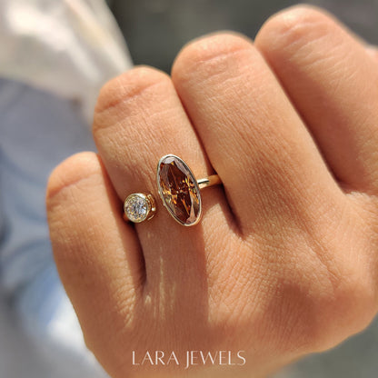 Lab grown round engagement ring in Lara Jewels setting, available in Silver. IGI certified, ethically sourced, handcrafted at Lara Jewels.