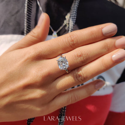 Lab grown oval engagement ring in Lara Jewels setting, available in Silver. IGI certified, ethically sourced, handcrafted at Lara Jewels.