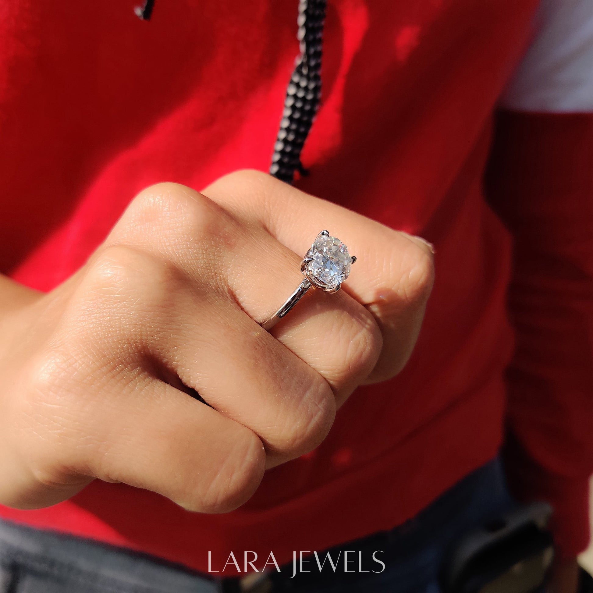 Lab grown oval engagement ring in Lara Jewels setting, available in Silver. IGI certified, ethically sourced, handcrafted at Lara Jewels.
