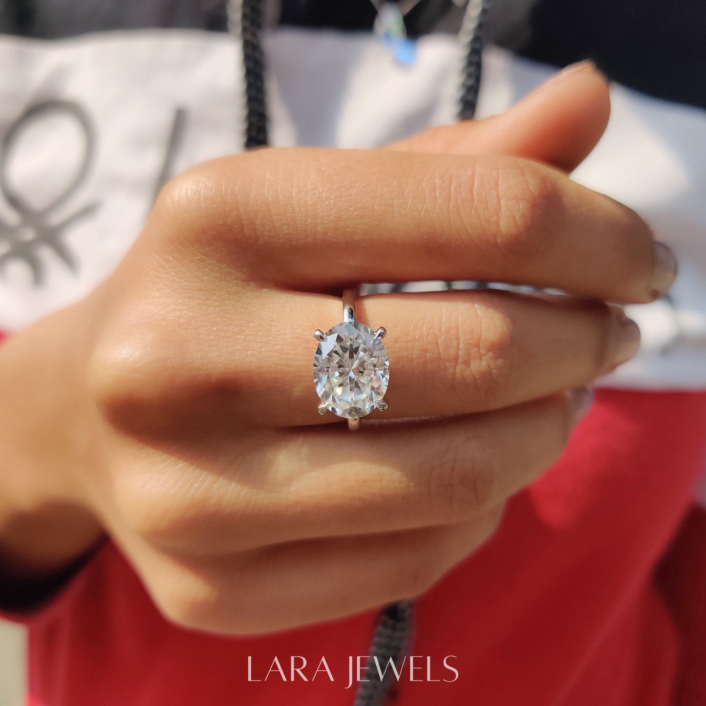Lab grown oval engagement ring in Lara Jewels setting, available in Silver. IGI certified, ethically sourced, handcrafted at Lara Jewels.