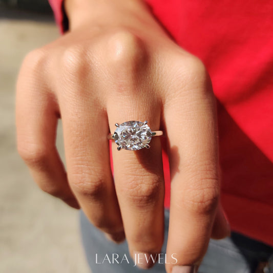 Lab grown oval engagement ring in Lara Jewels setting, available in Silver. IGI certified, ethically sourced, handcrafted at Lara Jewels.