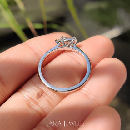 Lab grown pear engagement ring in Lara Jewels setting, available in Silver. IGI certified, ethically sourced, handcrafted at Lara Jewels.