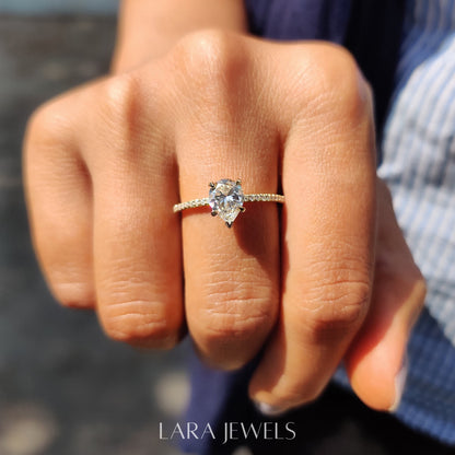 Lab grown pear engagement ring in Lara Jewels setting, available in Silver. IGI certified, ethically sourced, handcrafted at Lara Jewels.