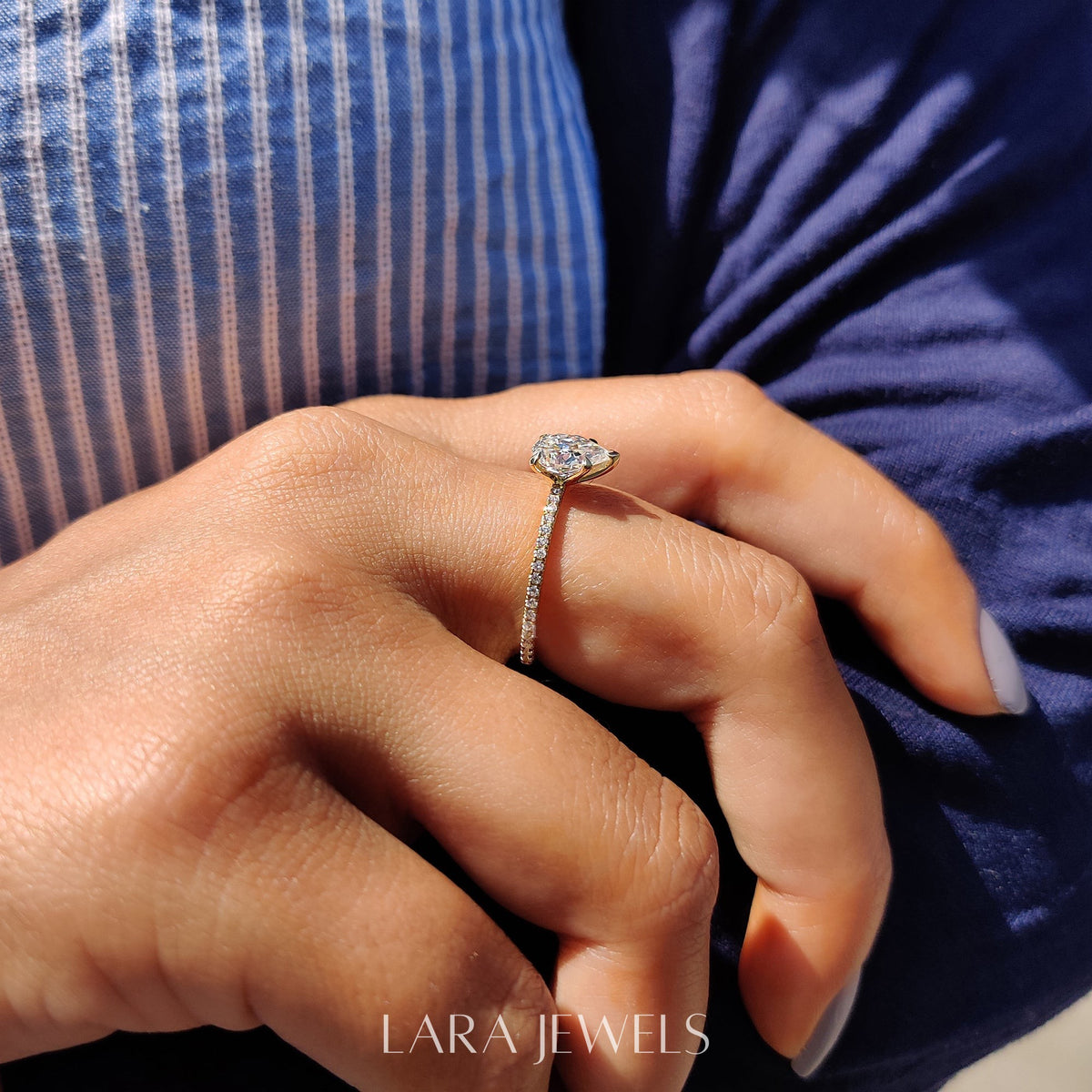 Lab grown pear engagement ring in Lara Jewels setting, available in Silver. IGI certified, ethically sourced, handcrafted at Lara Jewels.