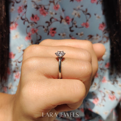 Lab grown round engagement ring in Lara Jewels setting, available in Silver. IGI certified, ethically sourced, handcrafted at Lara Jewels.