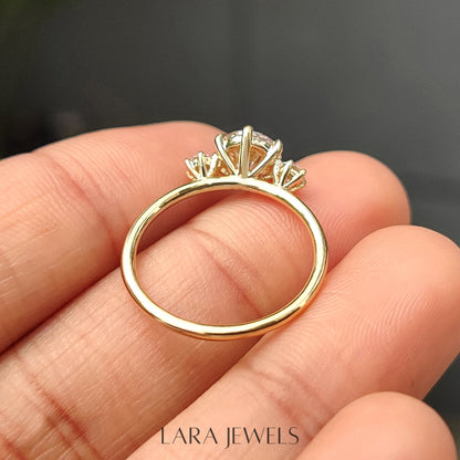 Lab grown round engagement ring in Lara Jewels setting, available in Silver. IGI certified, ethically sourced, handcrafted at Lara Jewels.