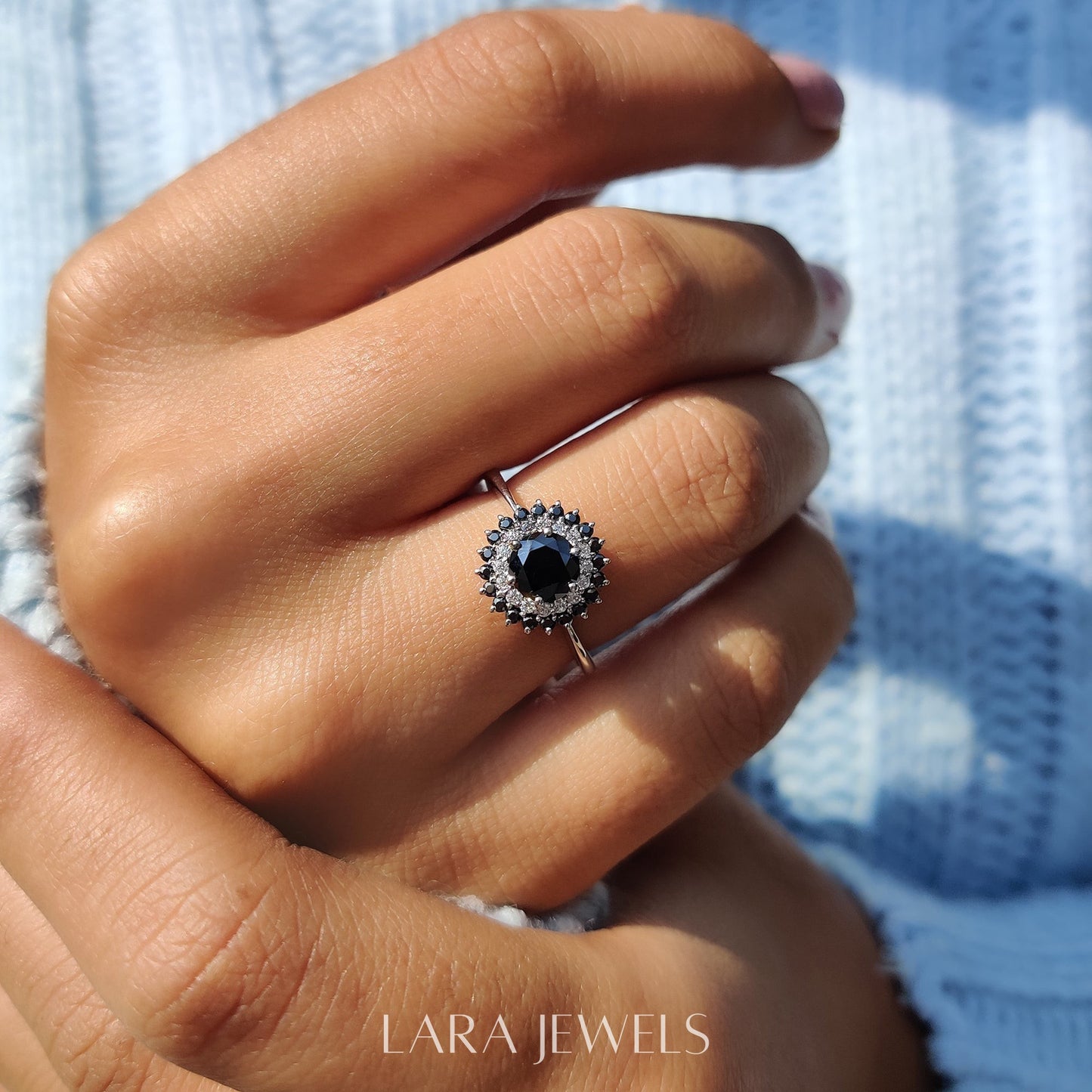 Lab grown round engagement ring in Lara Jewels setting, available in Silver. IGI certified, ethically sourced, handcrafted at Lara Jewels.