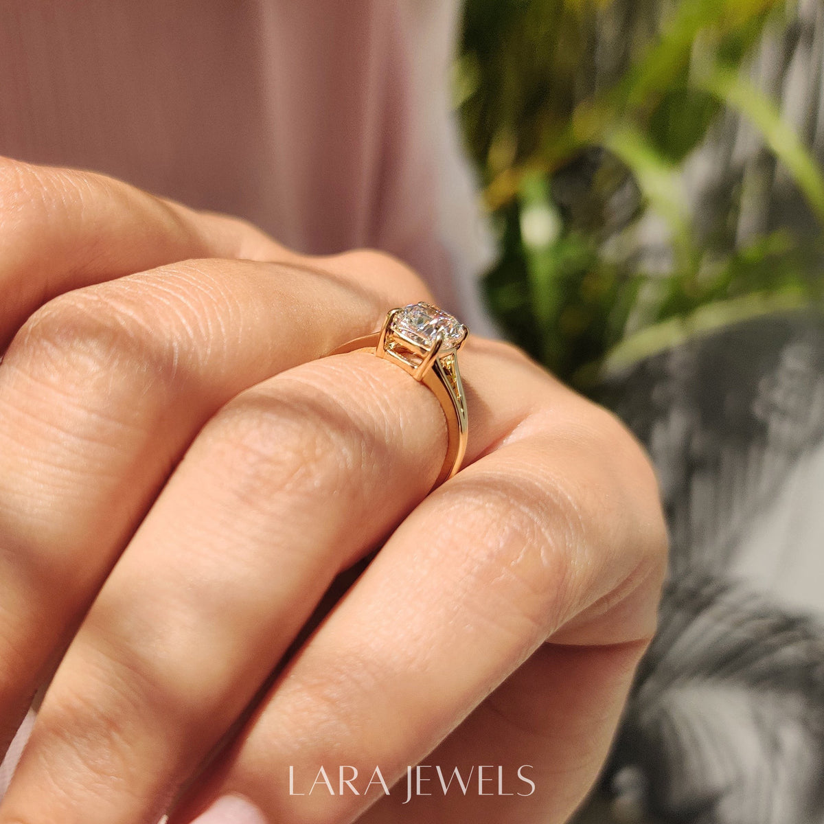 Lab grown cushion engagement ring in Lara Jewels setting, available in Silver. IGI certified, ethically sourced, handcrafted at Lara Jewels.