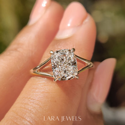Lab grown cushion engagement ring in Lara Jewels setting, available in Silver. IGI certified, ethically sourced, handcrafted at Lara Jewels.
