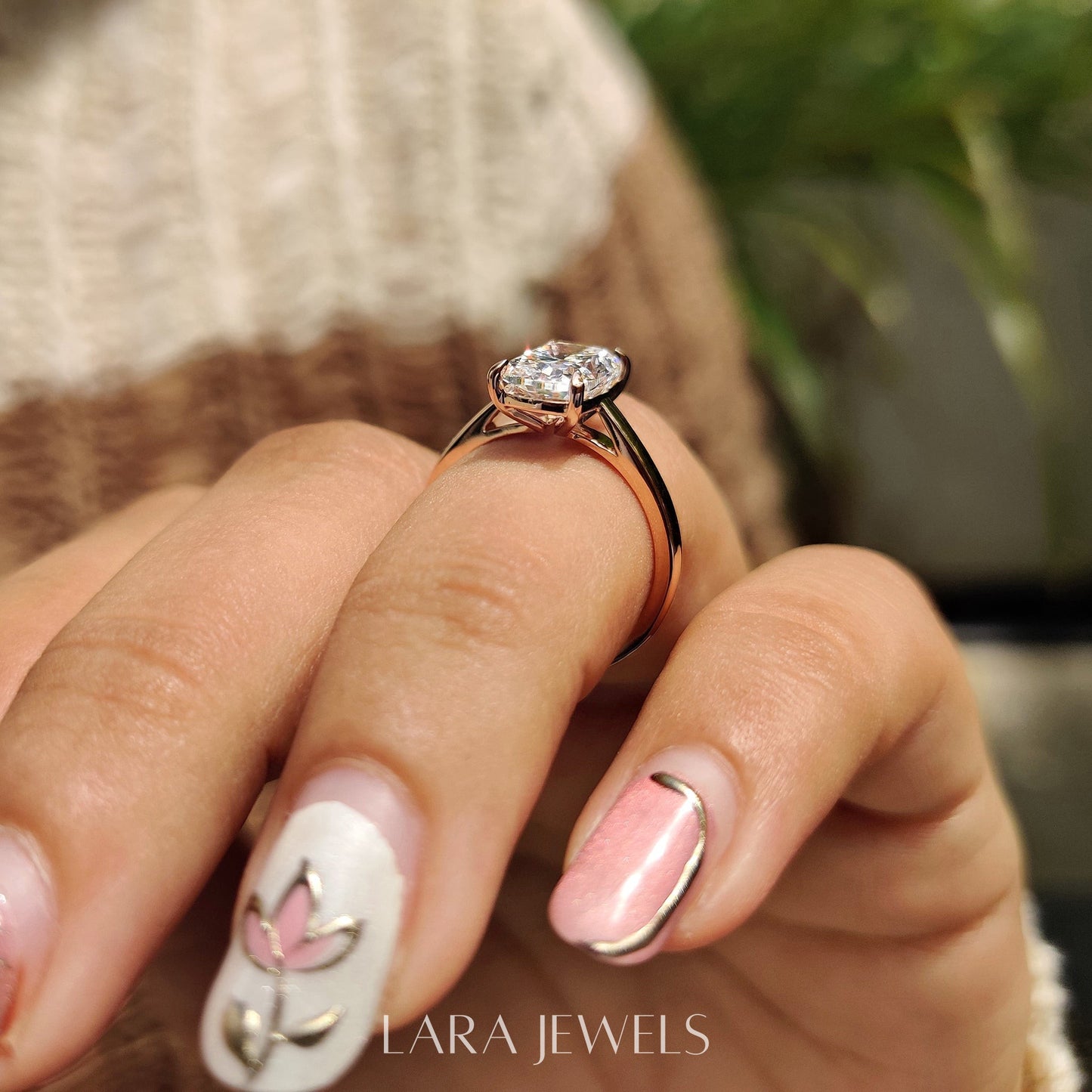 Lab grown cushion engagement ring in Lara Jewels setting, available in Silver. IGI certified, ethically sourced, handcrafted at Lara Jewels.