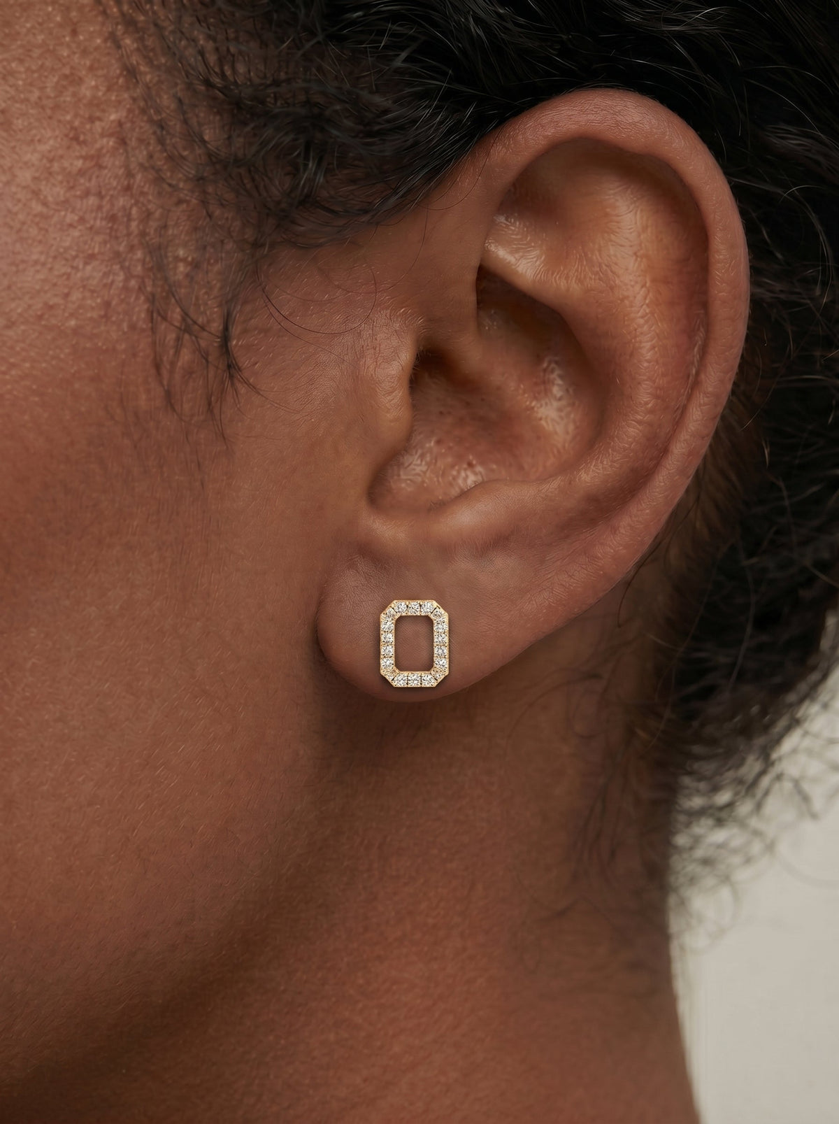 Linda Lab Grown Diamond Earrings Emerald - Yellow Gold
