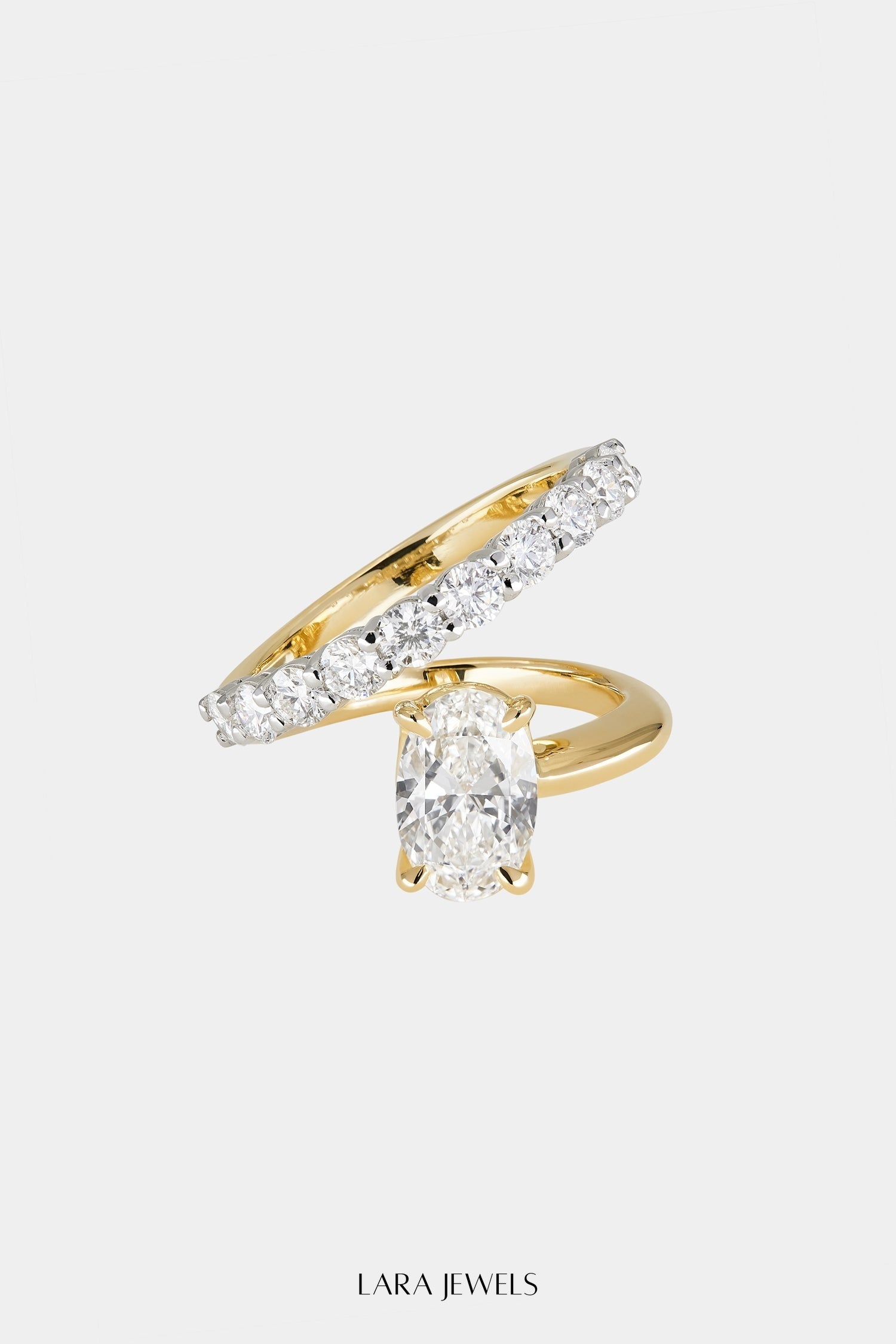 Natasha Oval Diamond Wrap Ring 18K Gold - Front view