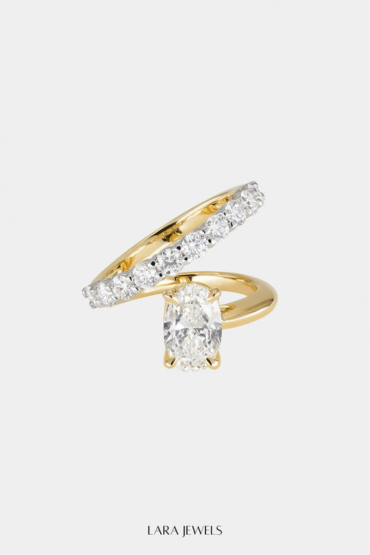 Natasha Oval Diamond Wrap Ring 18K Gold - Front view