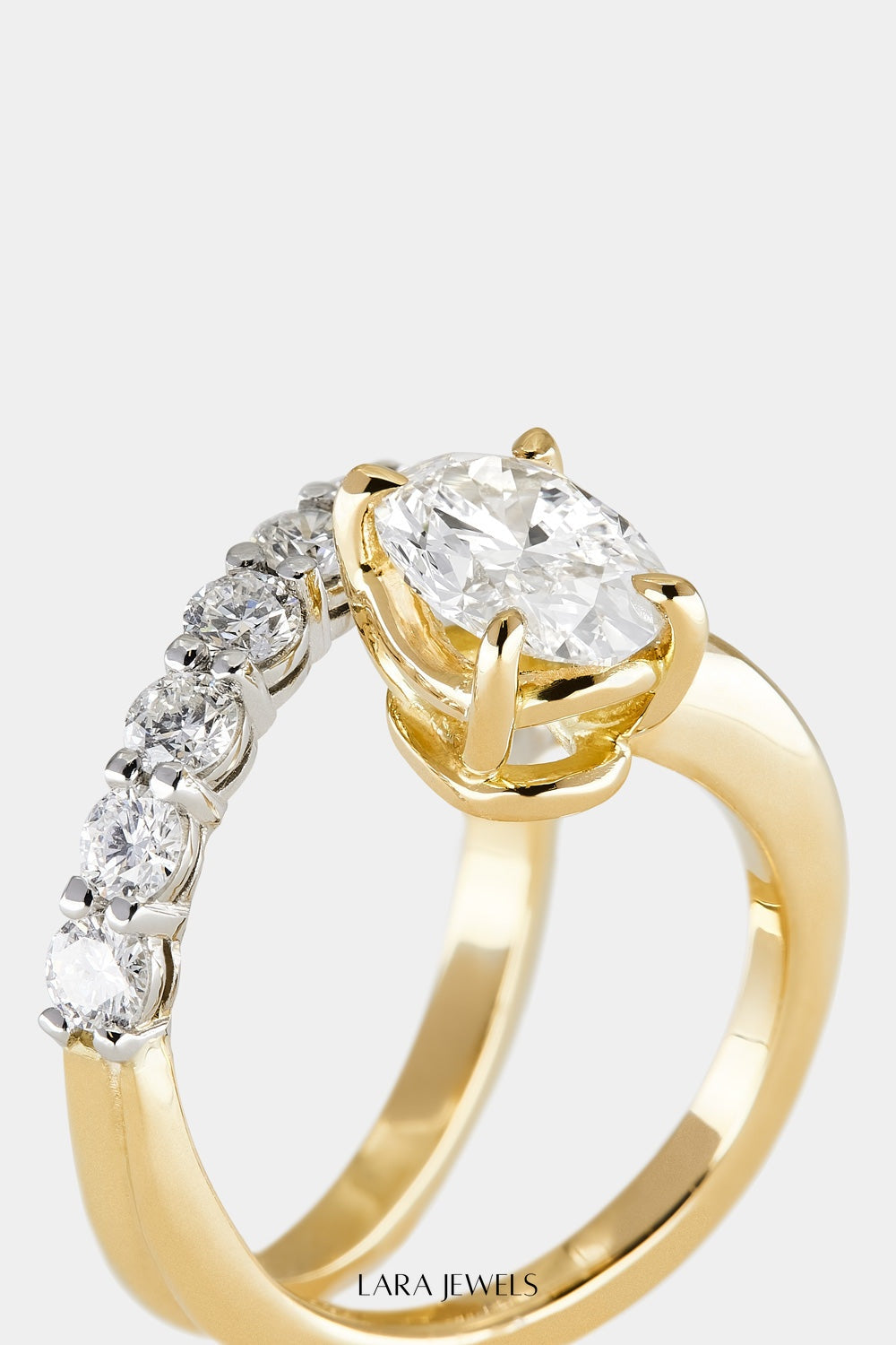 Natasha Oval Diamond Wrap Ring 18K Gold - On model