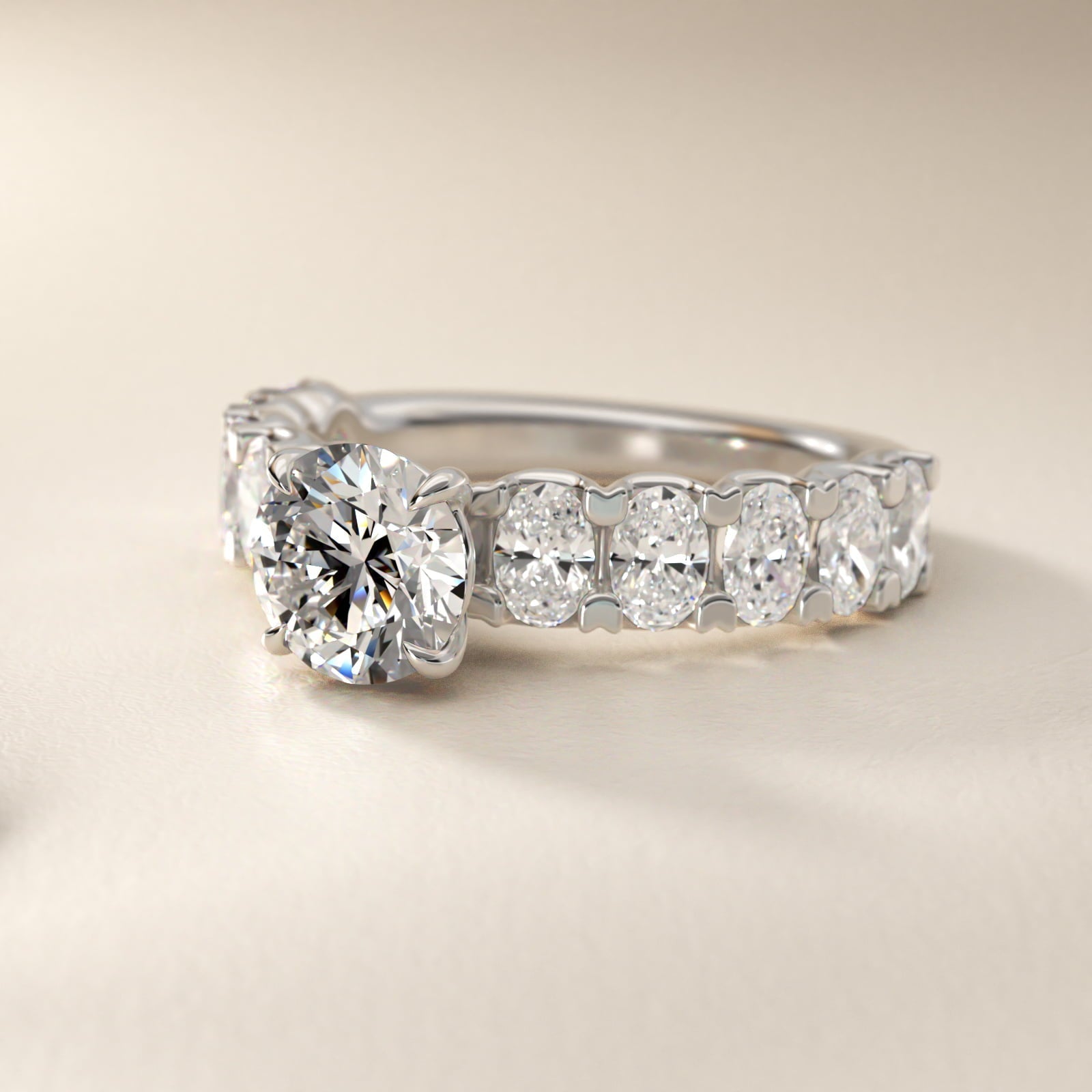 Oval-Cut Diamond Engagement Ring in 18k White Gold - Round Center