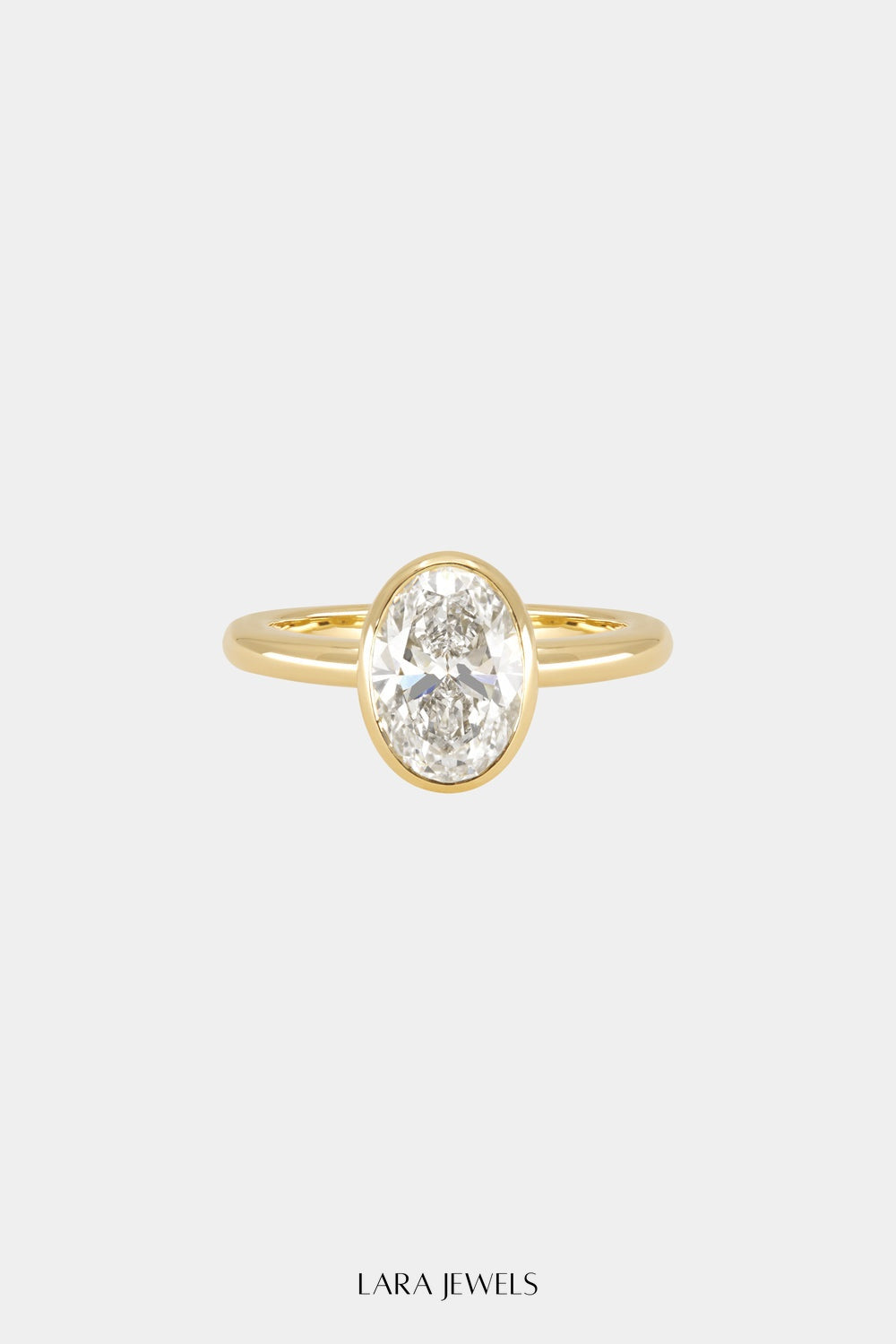 Oval Diamond Bezel Ring 18K Gold - Front view