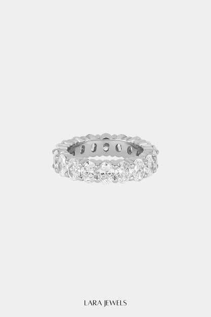 Oval Diamond Eternity Ring 18K Gold - Detail