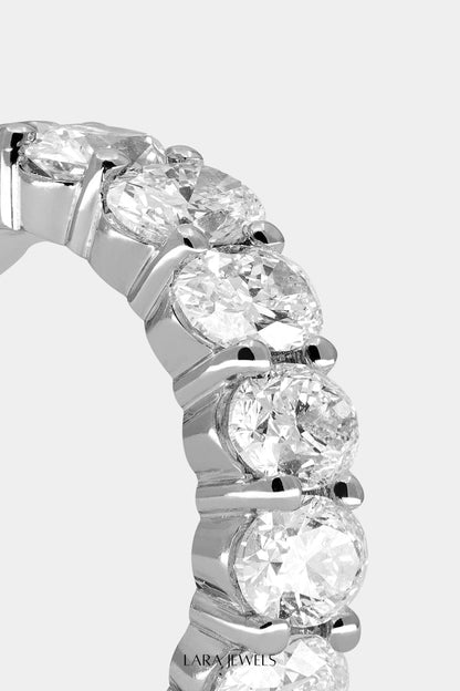 Oval Diamond Eternity Ring 18K Gold - Detail