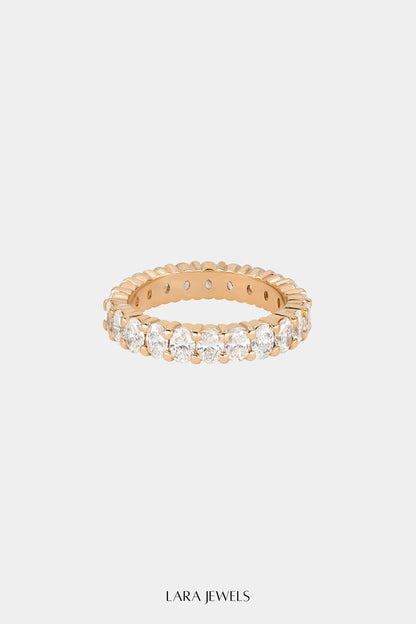 Oval Diamond Eternity Ring 18K Gold - Detail