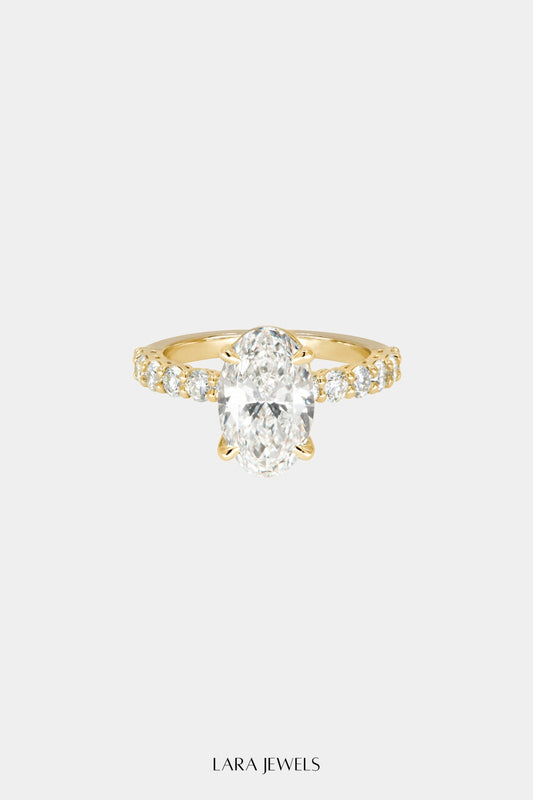 Oval Diamond Half Eternity Ring 18K Gold - Front view