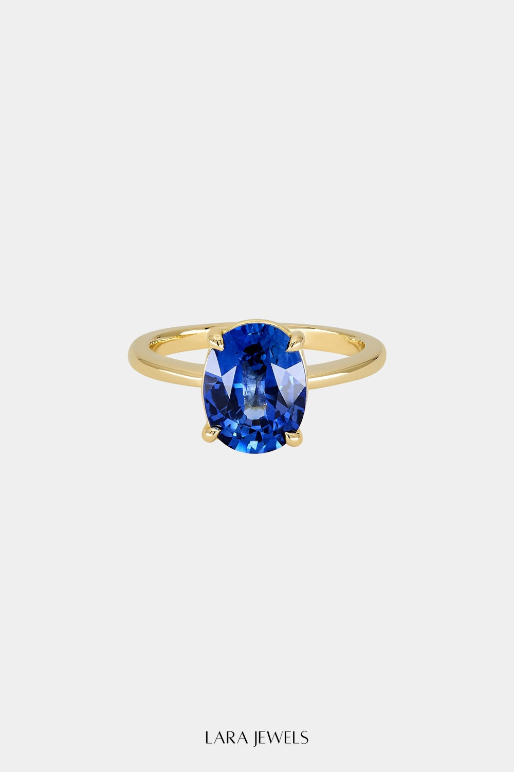 Oval Sapphire Ring 18K Gold - Front view
