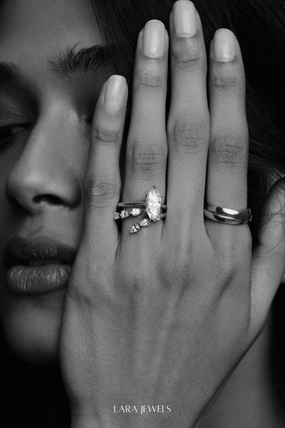 Pear Diamond Janie Wrap Ring White Gold - Detail