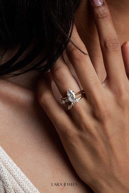 Pear Diamond Janie Wrap Ring Yellow Gold - Detail