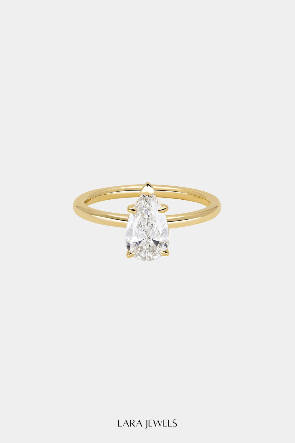 Pear Diamond Ring 18K Gold - Front view
