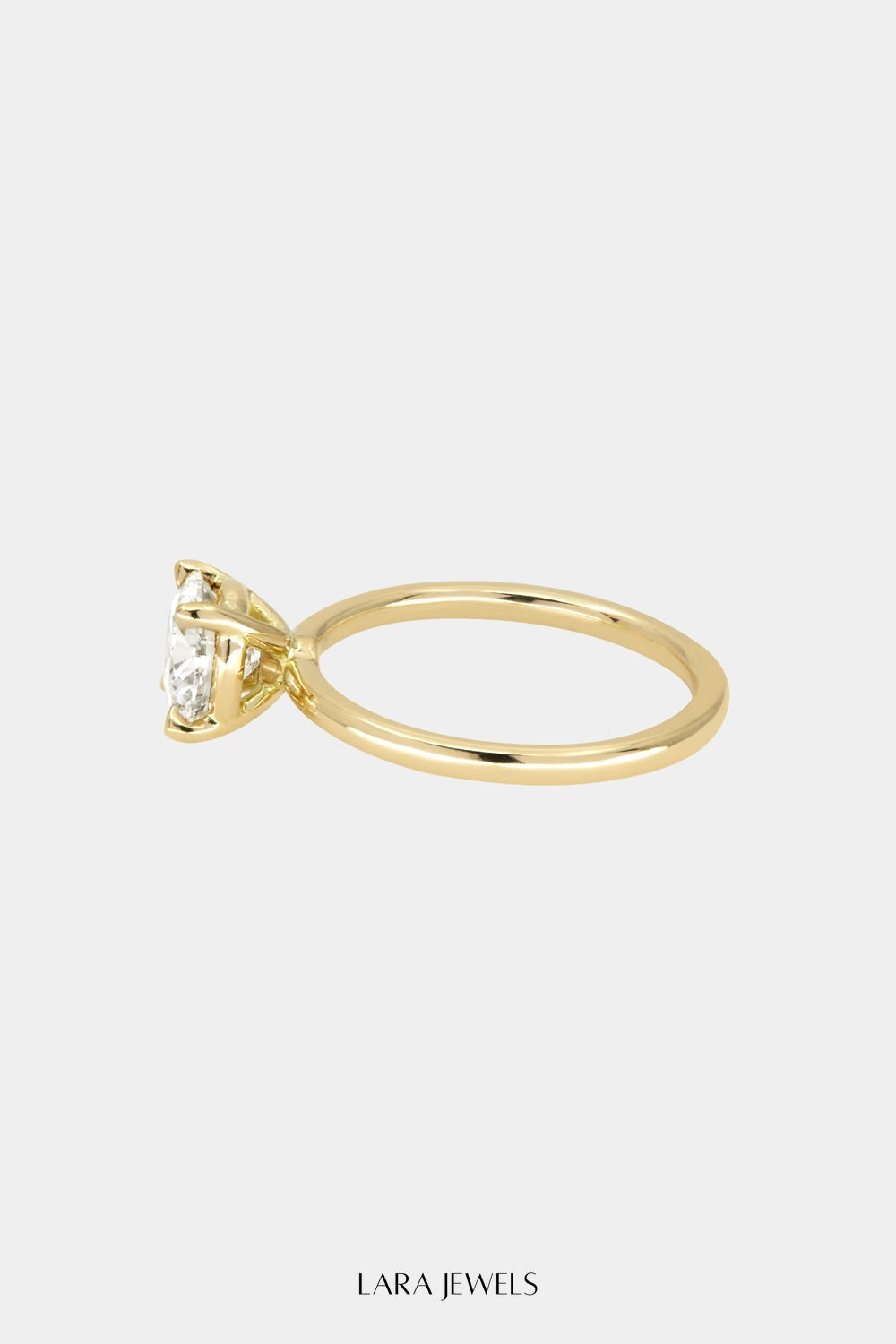 Round Diamond Ring 18K Gold - Detail