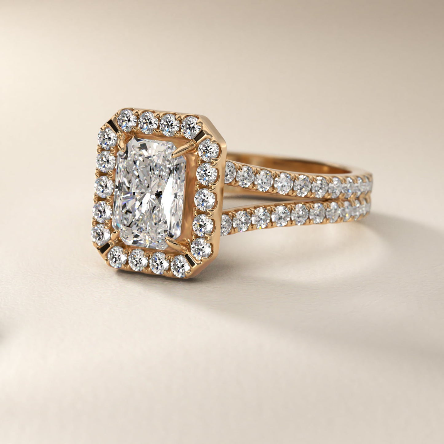 Round Split Band Diamond Halo Engagement Ring In 14K Yellow Gold By James Allen - Radiant Center