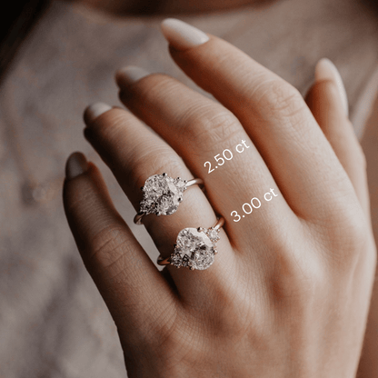 The Vivien Oval Ring