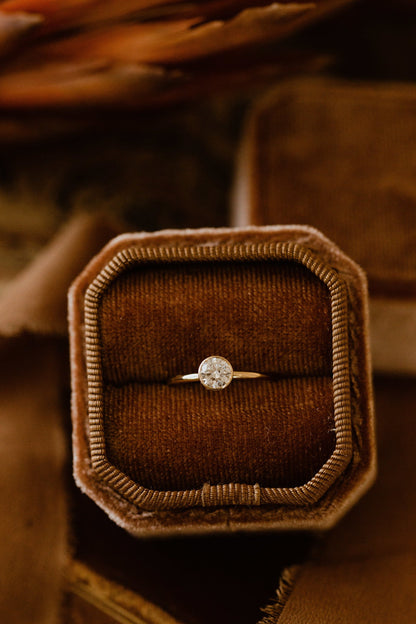 The Mini Bailey Round Solitaire