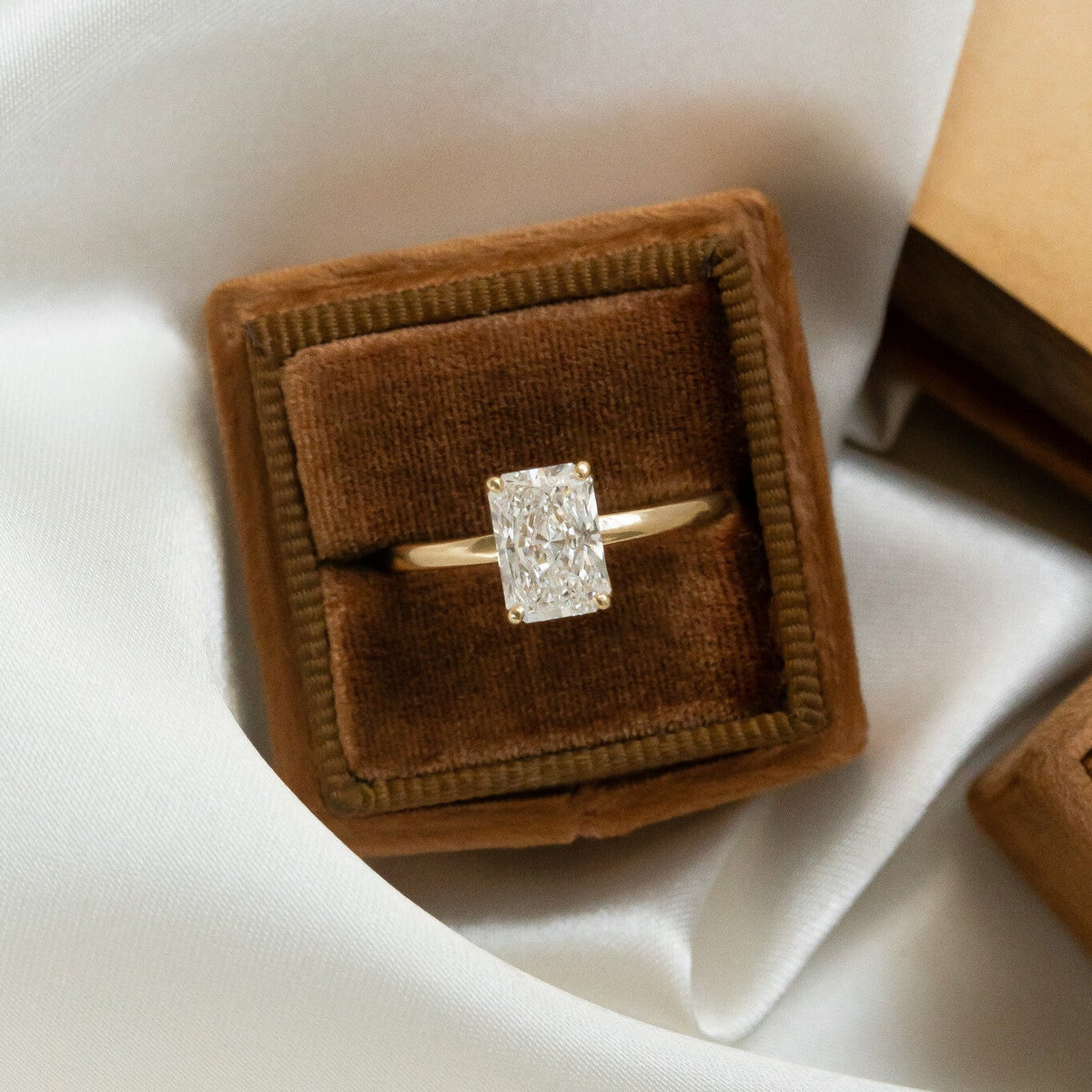 The Maeve Radiant Cut Solitaire