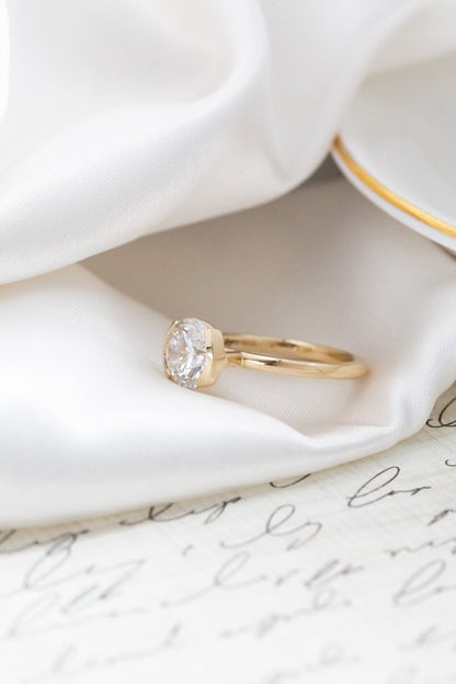The Zadie Round Solitaire