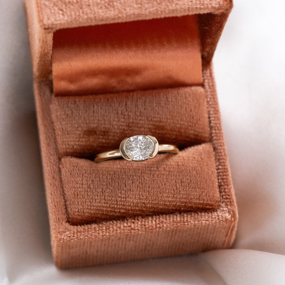 The Austen Oval Solitaire