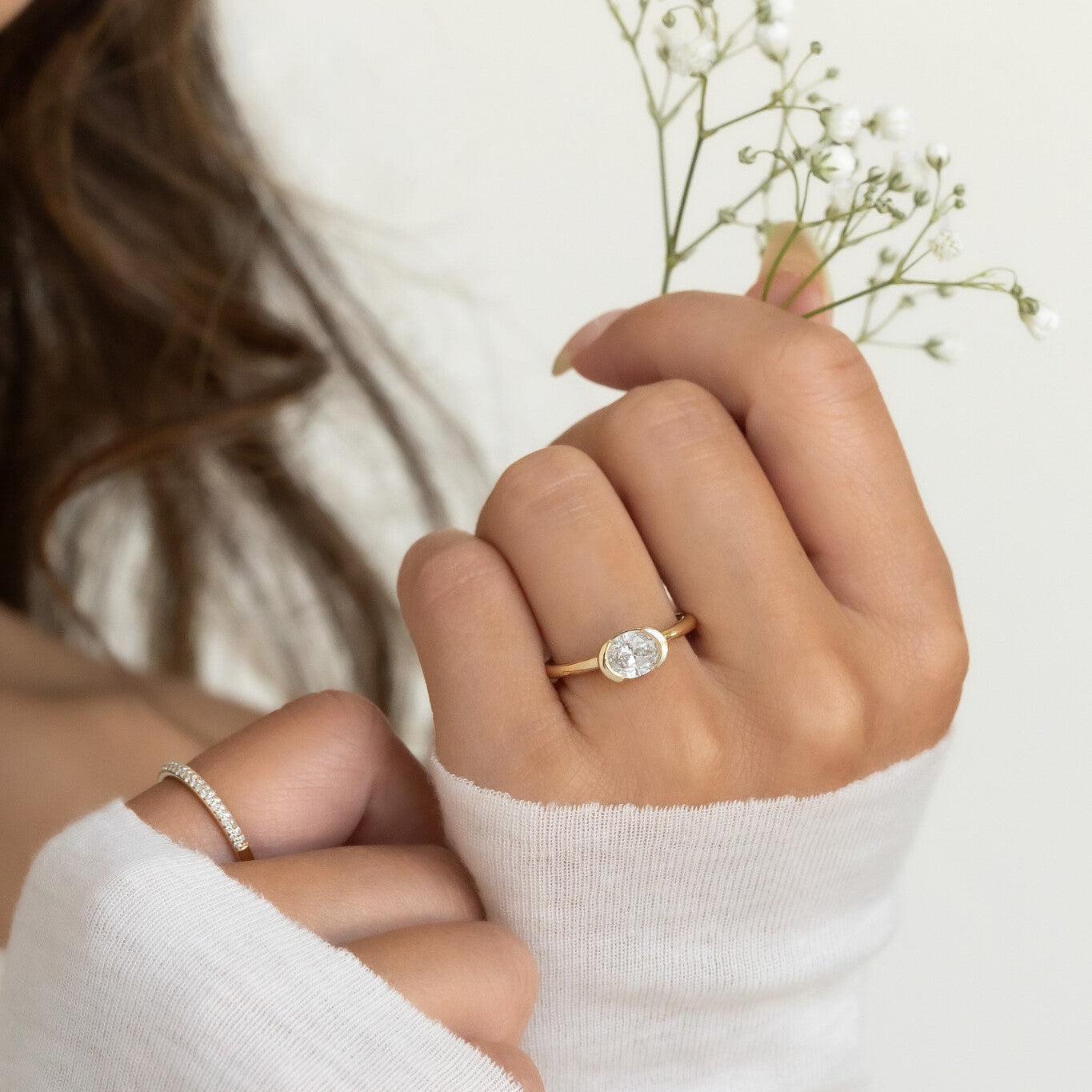 The Austen Oval Solitaire
