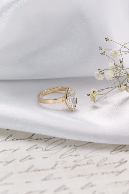 The Elena Marquise Solitaire