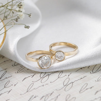 The Elena Round Solitaire