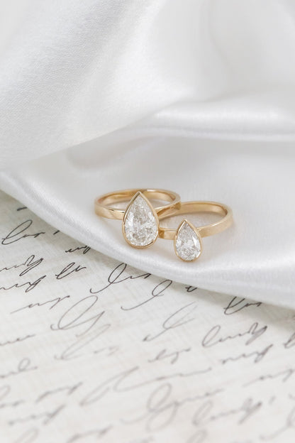 The Elena Pear Solitaire
