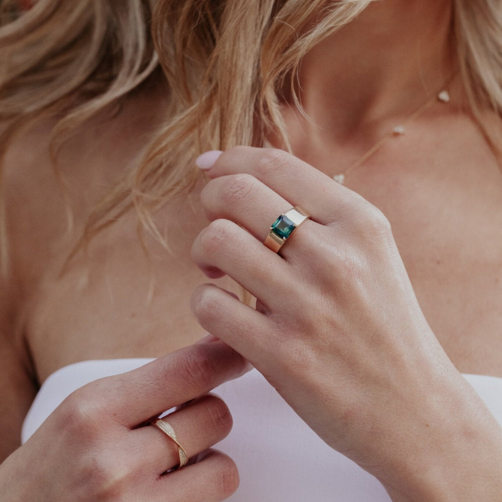 The Maya Asscher Teal Sapphire Solitaire