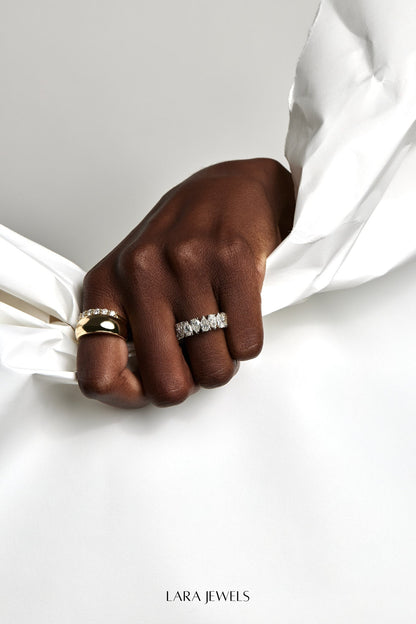 Verona Diamond Band 18K Yellow Gold - Side view