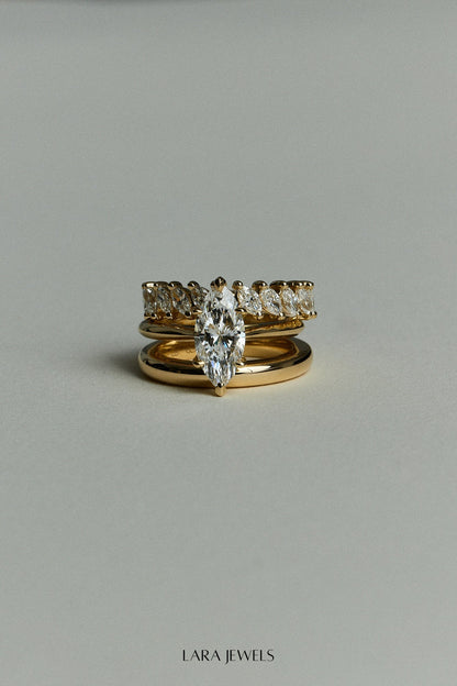 Violet Diamond Ring 18K White Gold - Back view