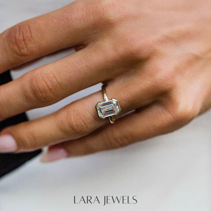 1.0-3.0 CT Emerald Shaped Lab Grown Diamond Bezel Solitaire Engagement Ring