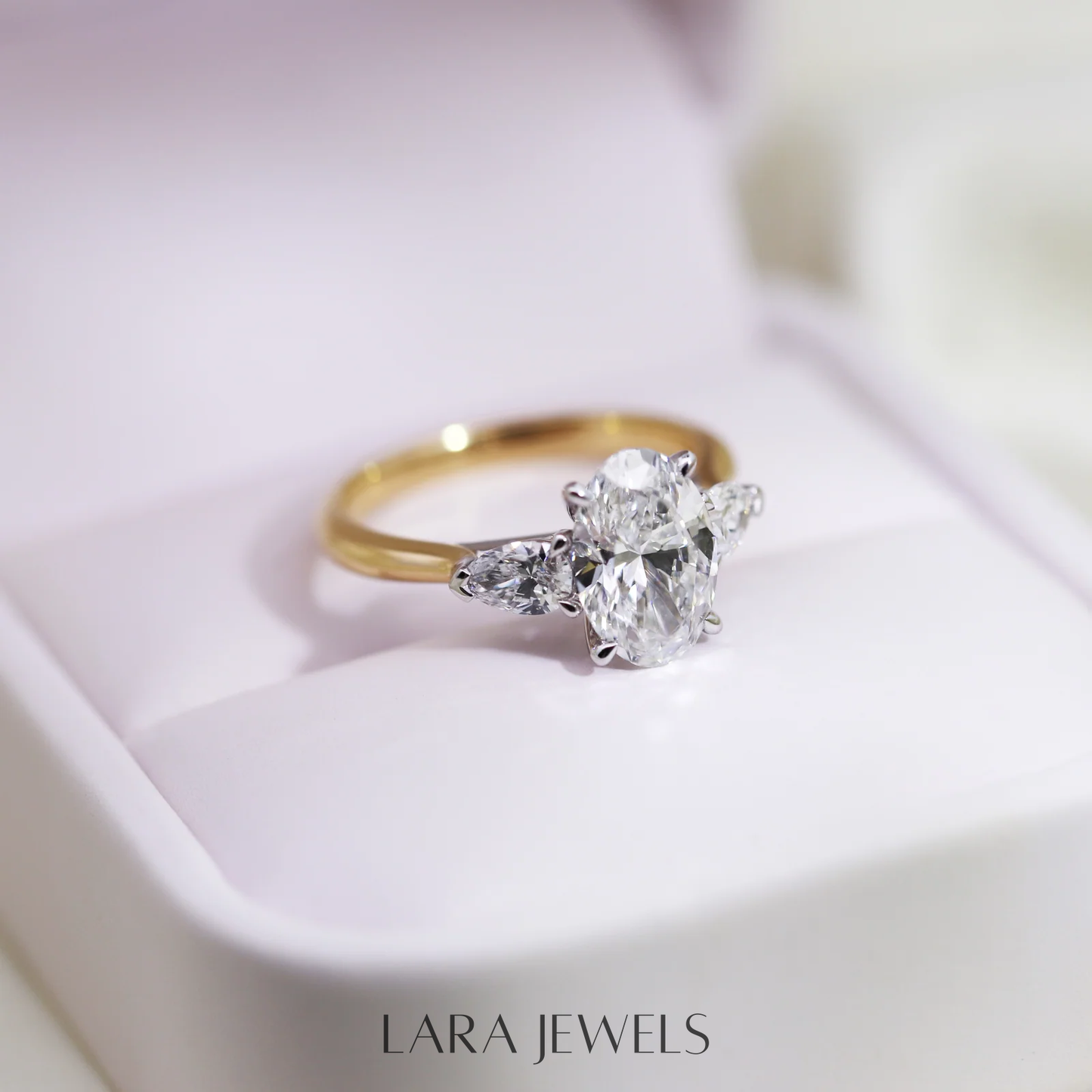1.0-3.0 CT Oval Lab Grown  Diamond Three Stone Engagement Ring