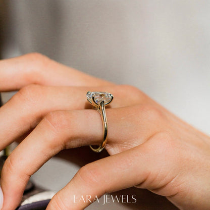 1.0-3.0 CT Oval Shaped Lab Grown Diamond Solitaire Engagement Ring
